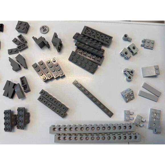 Lego Creator No. 31046 3-in-1 Fast Car, Skid Loader, Pick Up Truck 222 Pieces - Picture 9 of 9